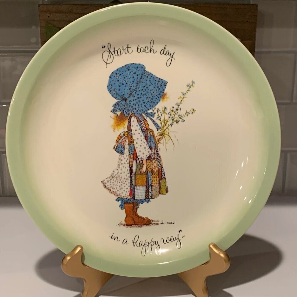 Holly Hobbie Vintage Plate "Start Your Day in a Happy Way" VTG Wall Plate 1980s